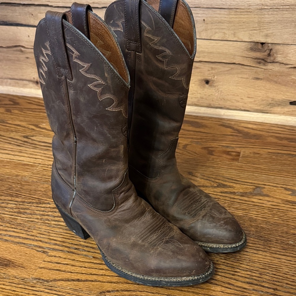Ariat Dark Brown Western Boots